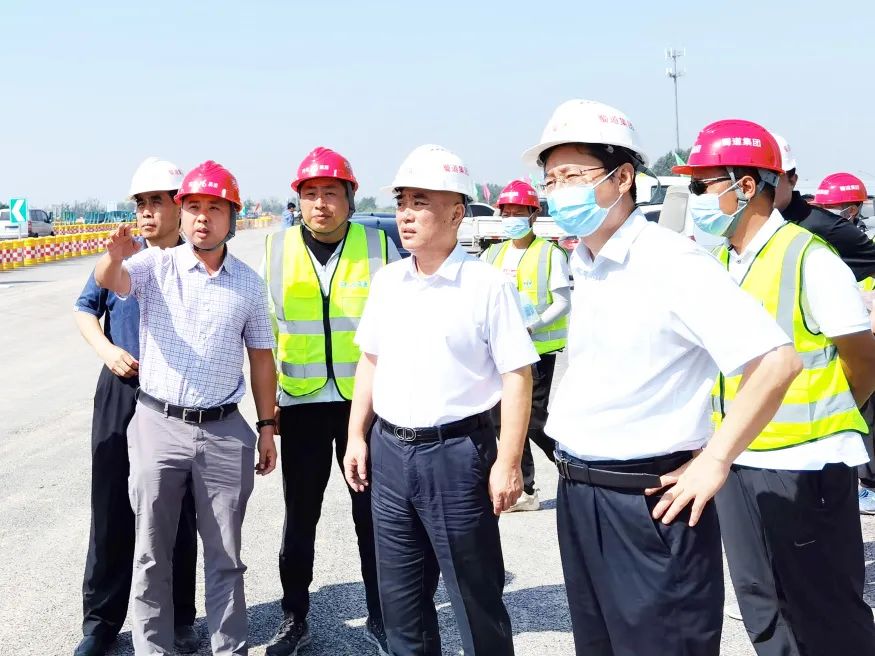 河北省交通運(yùn)輸廳黨組成員、副廳長(zhǎng)侯智敏深入石家莊東站、南站改建工程項(xiàng)目檢查指導(dǎo)工作